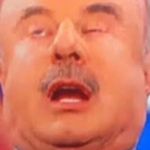 Meet your Posher, Chloe